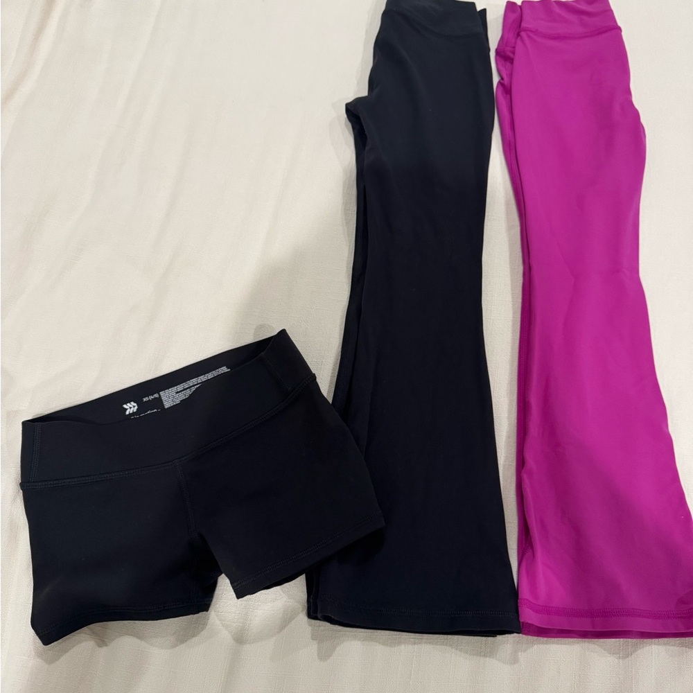 All in Motion 3 piece bottoms set, all size XS, one shorts and two pants. EUC